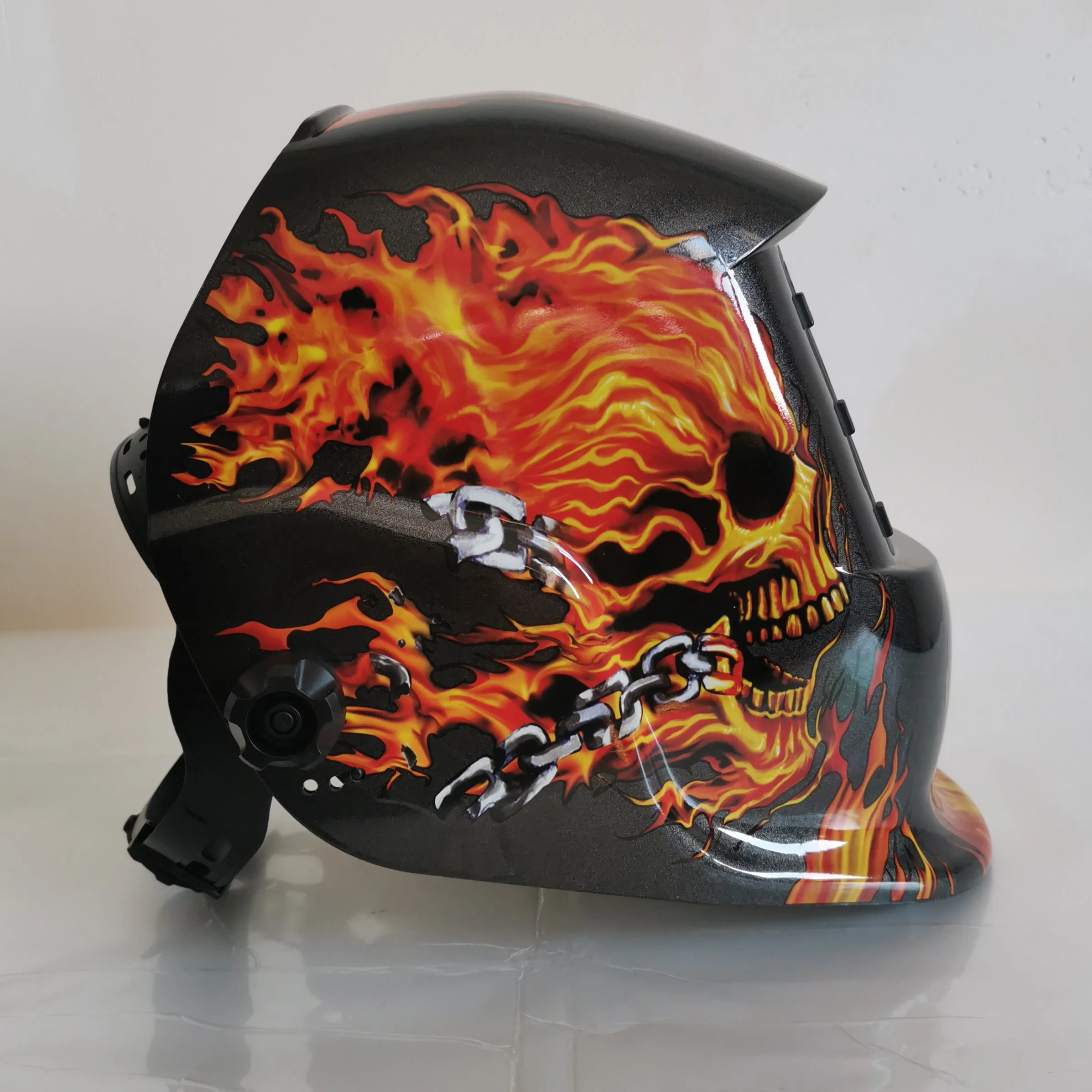 السلامة الرخيصة Welding Mask، Auto Darking Solar Powered Arc MIG حماية صناعية إلكترونية أفضل لحام Helmet