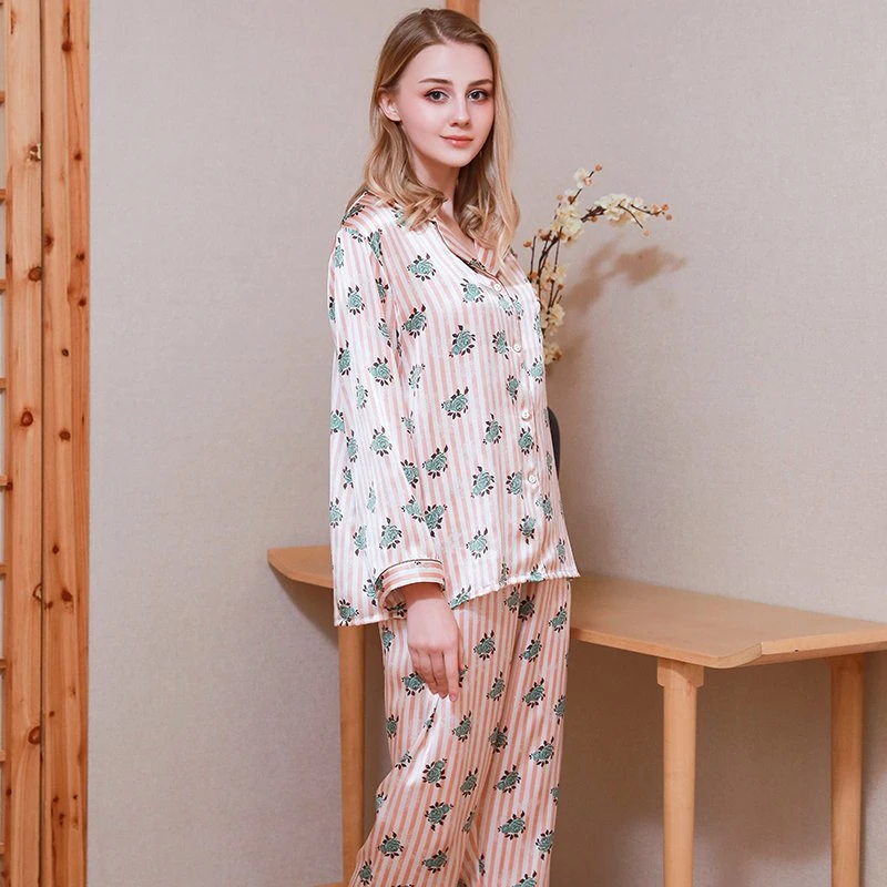 Pretty Ladies Floral Silk Pajamas Set