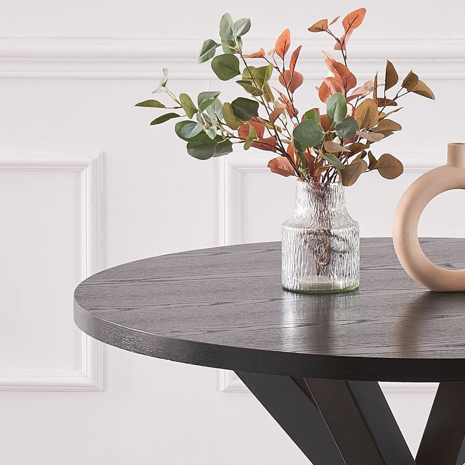 Small Round Black Veneer MDF Dining Room Furniture Solid Wood Dining Table