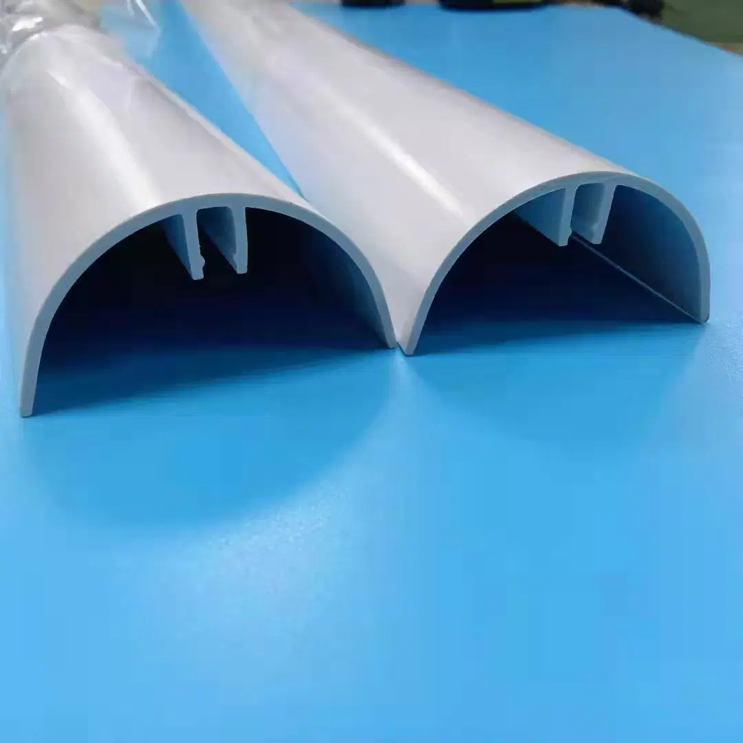 Perfil de techo de PVC personalizado material de construcción Panel de techo de fabricación de maquinaria