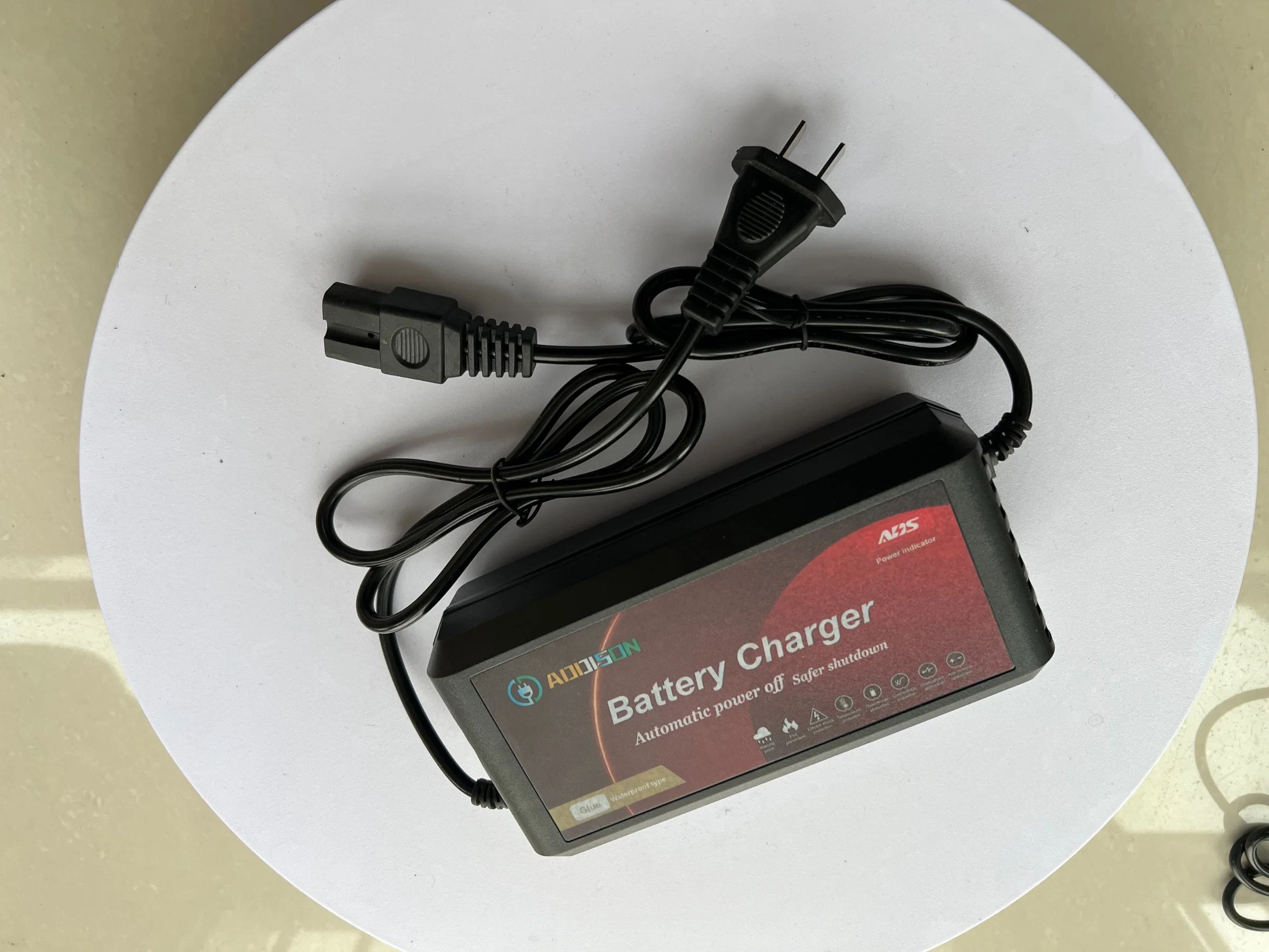 China Manufacturer Top Quality 60V 4A Electric Car Battery Charger Made by ABS Cover