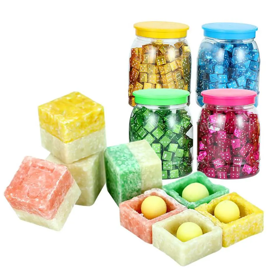 Halal Fruit Flavor Confectionery Cube Dice masticing Bubble Gum Center Llenado con Candy Fabricante
