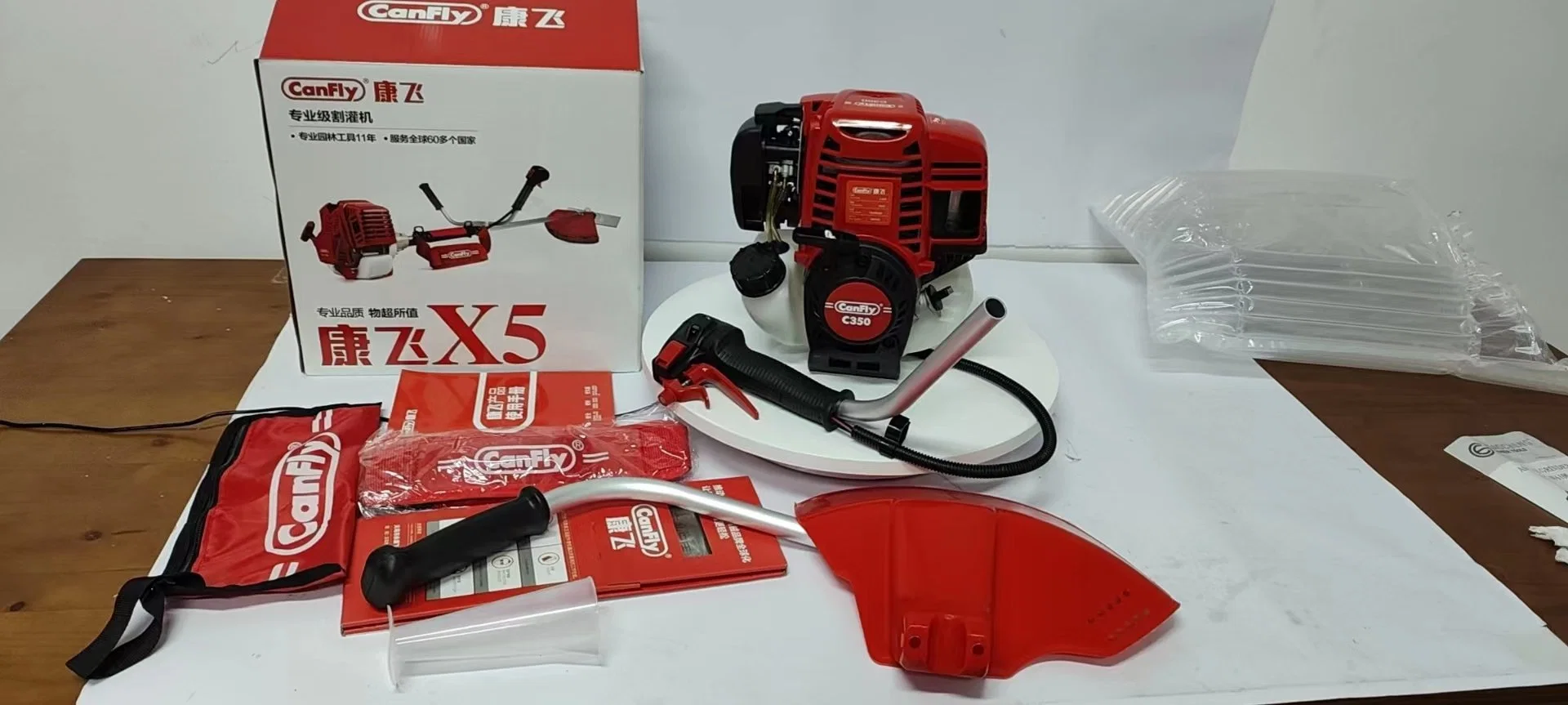 Venda a quente quatro tempos Sideback Escova Gasolina Gasolina Cortador de Grama Aparador de String Brushcutter 4 Tempos Cortador de Escova Power Tools Jardinagem Honda GX35