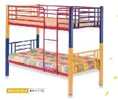 Cama beliche clássica para dormitório escolar.