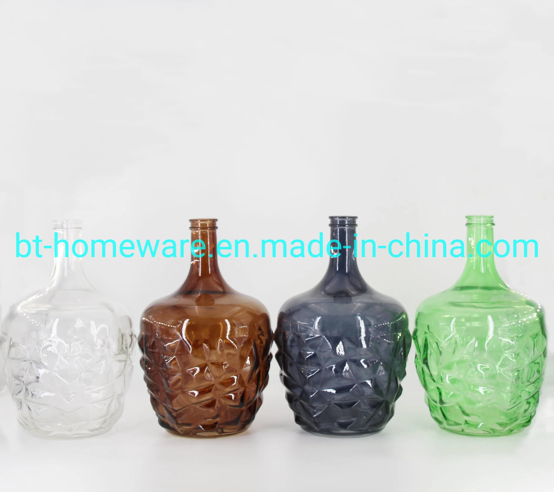 Wholesale/Supplier Hand Made Nordic Simple Potted Narrow-Mouth Diamond Relief Brown Glass Vase Flower Arrangement Hydroponic Floor Glass Vase for Home Decoration