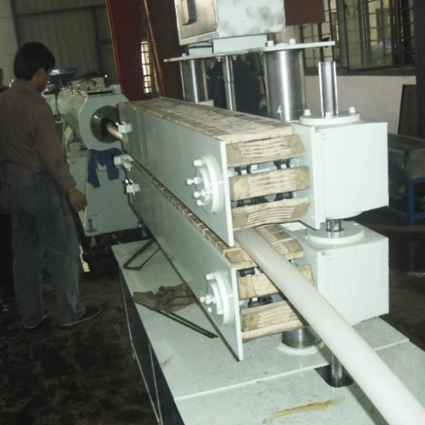 PE PVC PPR Plastic Pipe Manufacturing Extruder Machine