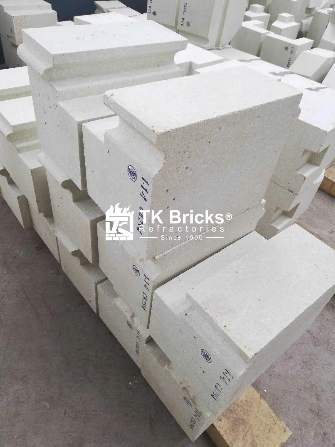 Fused Cast Azs 33 Firebrick Brique Refractaire for Glass Fusing Kiln