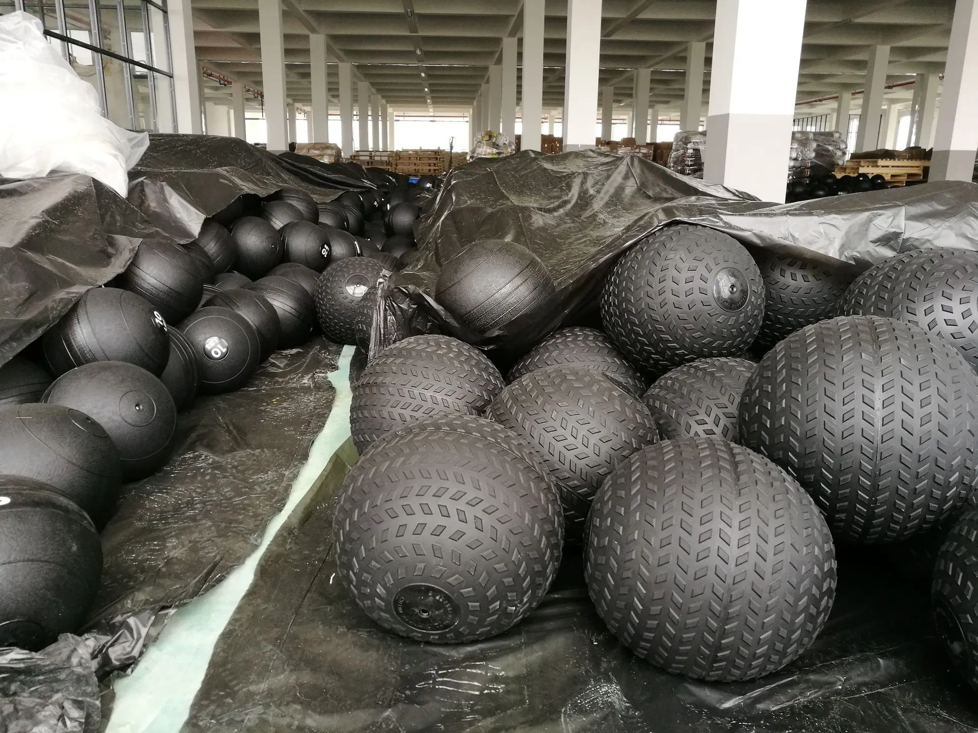 Entraînement de la force de caoutchouc ballon poids balle Slam de sable