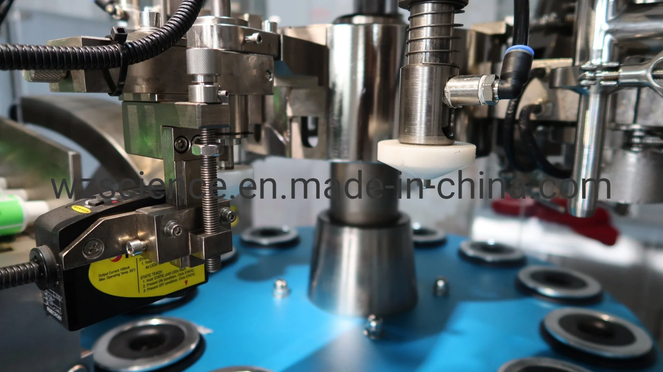 Plastic/Al Tube Filling Sealing Packing Machine for Toothpaste/Face Wash