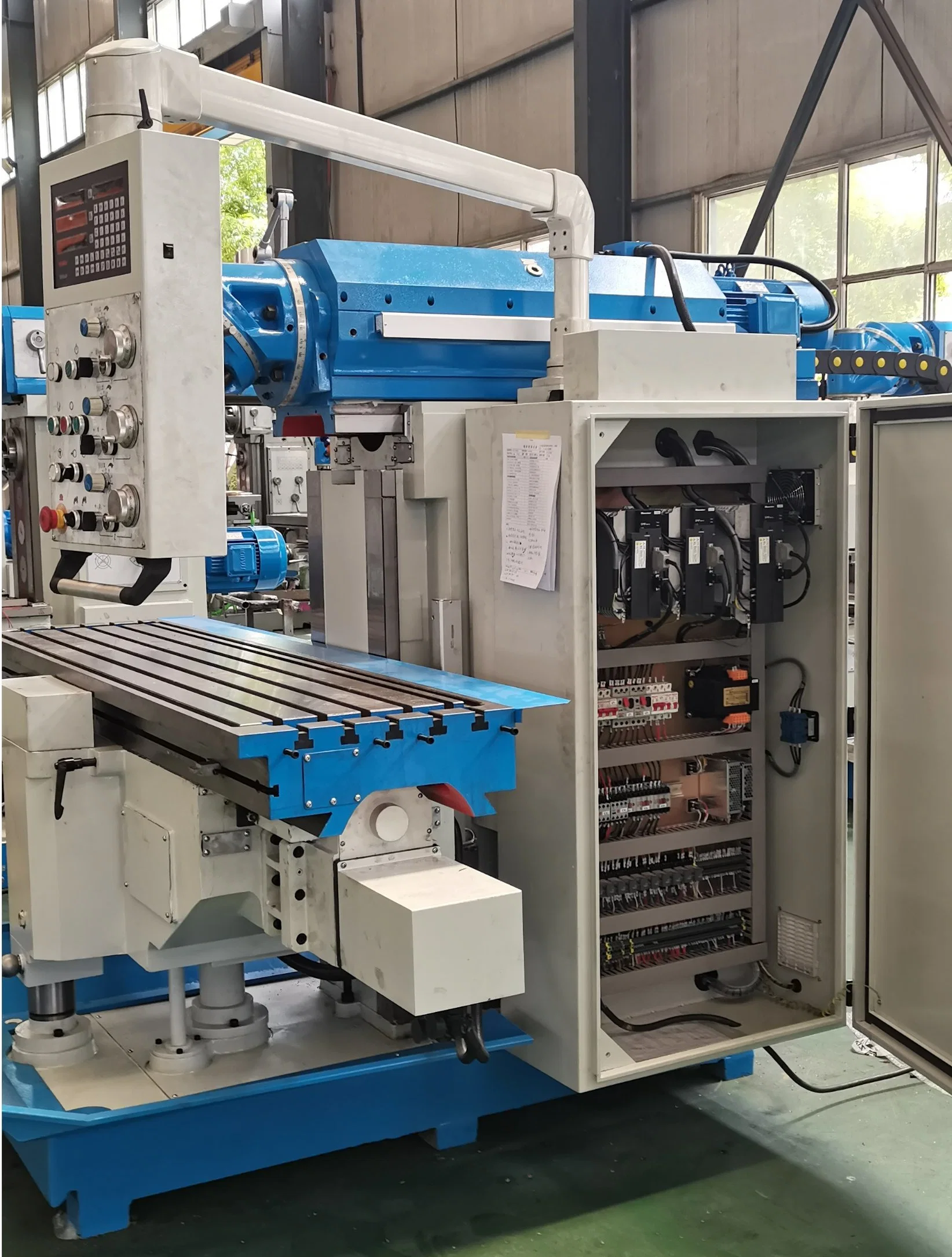 RAM Milling Machine for Metal Cutting Big Main Motor Power