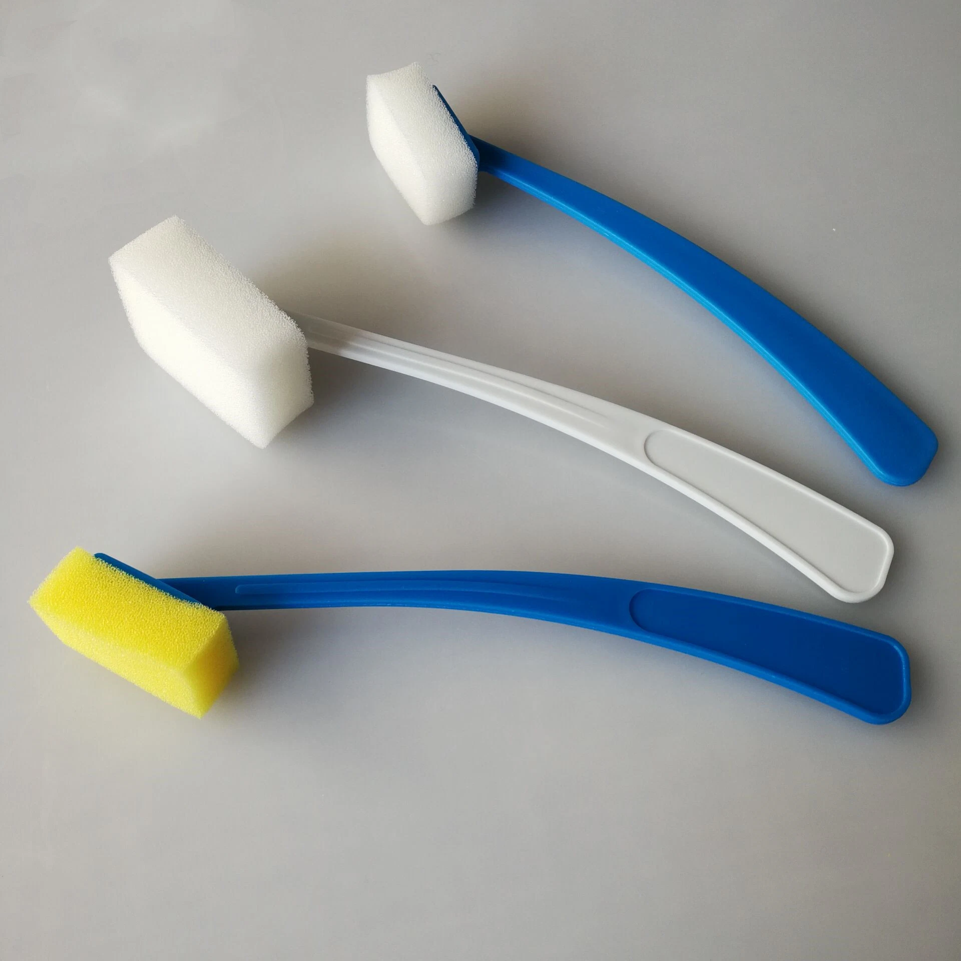 تنظيف الفم الأسنان بواسطة ممسحة شفهية للاستعمال مرة واحدة عقم الإسفنجة