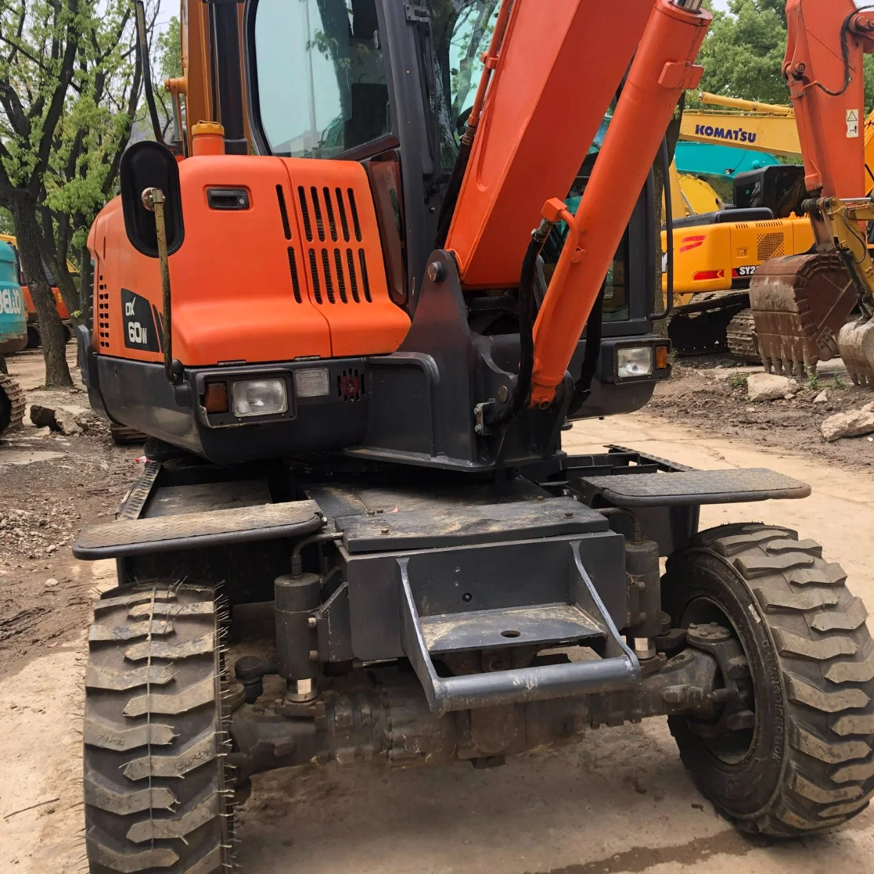 High quality/High cost performance  and Good Condition Doosan Dx60W Excavator Cheap Second Hand Doosan Dx60W in Lowest Price with High quality/High cost performance  Used Excavator