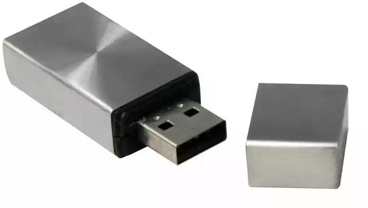 El logotipo de tubo de memoria USB 8GB 16GB 32 GB de metal de 64 GB de memoria de disco Flash USB Pen Drive USB Cle