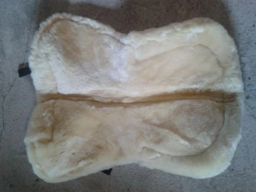 Wholesale/Supplier Sheepskin Saddle Blankets Fully Lined