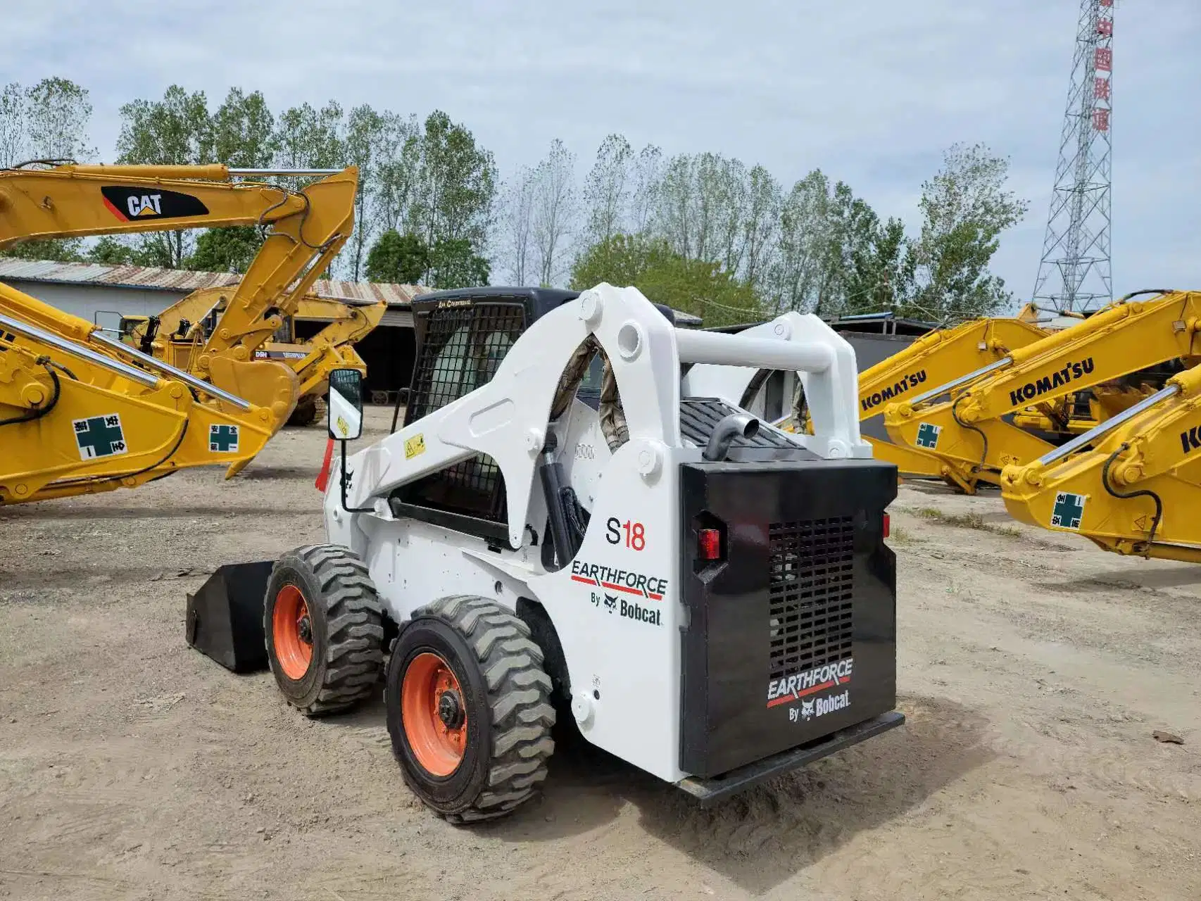 cargadora compacta Bobcat S18 de segunda mano original usado cargadora compacta Bobcat S18