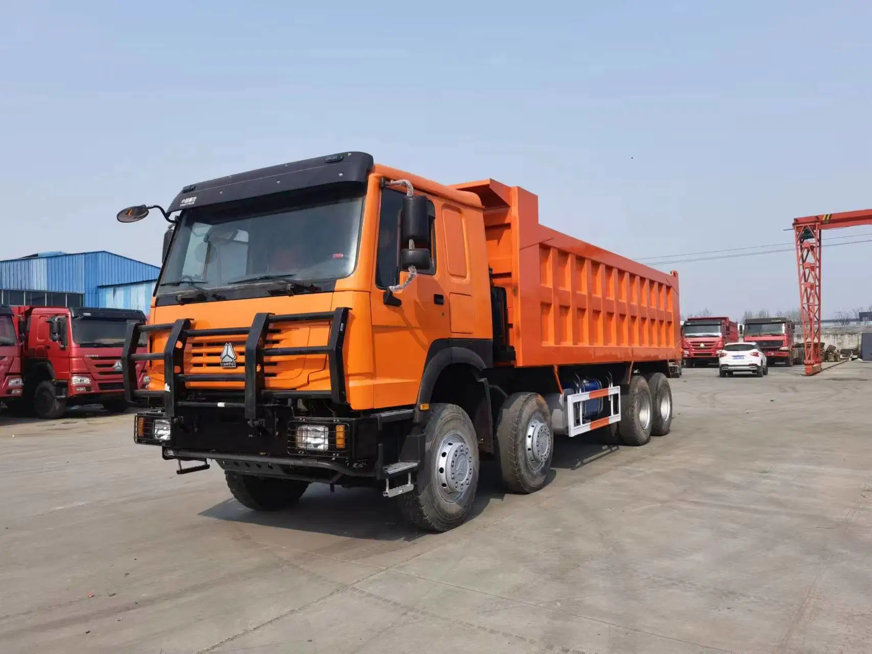 Sino Truck 12 Wheeler RHD 50tons gebraucht 8X4 gebraucht HOWO Kipper Dump Truck