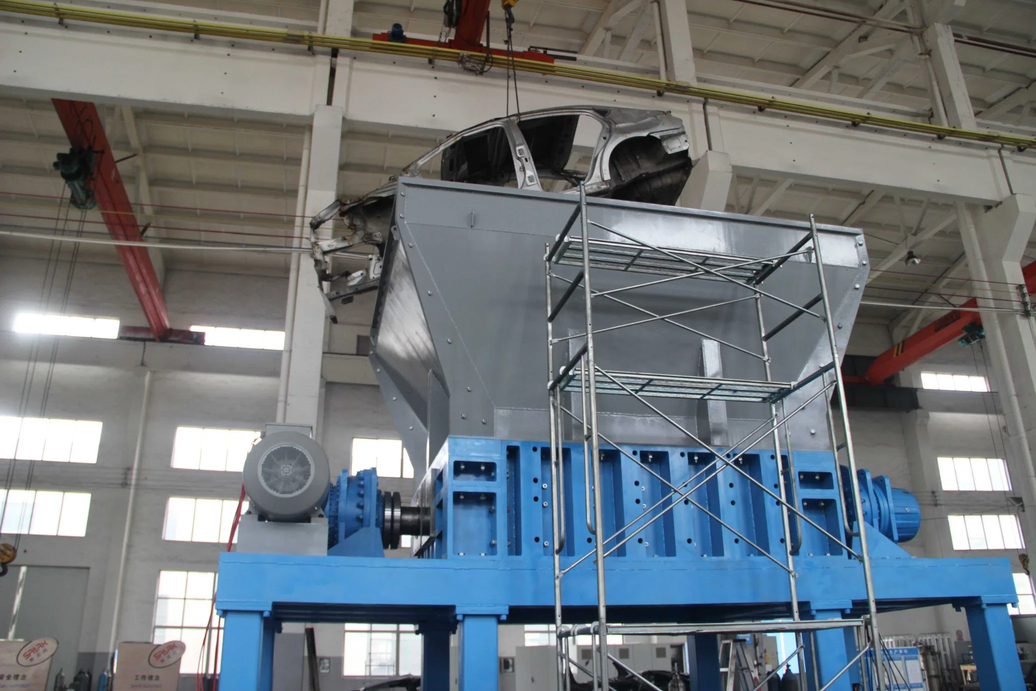 Aluminum Cans Shredder Crusher Machine with Good Quality