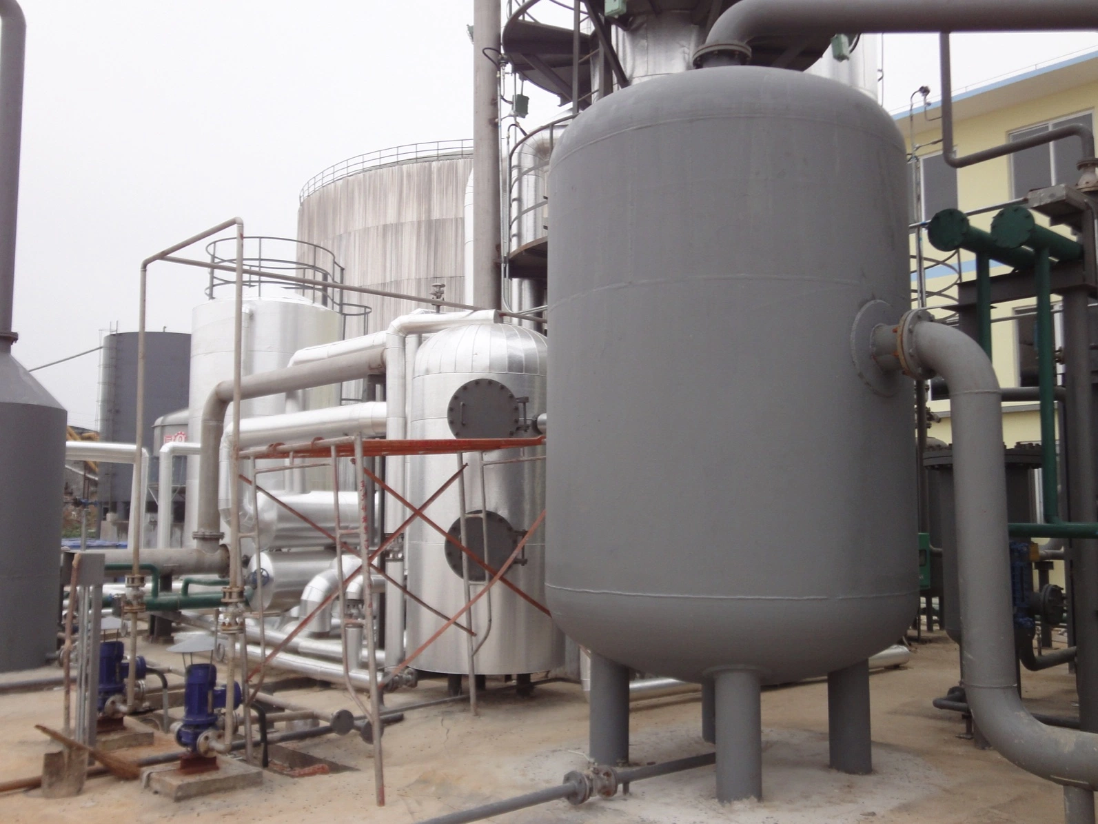 إزالة التبريؤ من الغاز الحيوي الامتزاز الكيميائي ترقية النظام إلى الغاز الطبيعي (CNG)