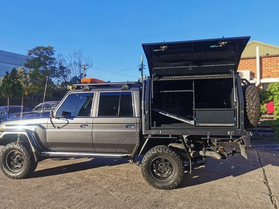 4X4 entièrement en aluminium bac Ute auvents étanche et résistant à la poussière boîte à outils avec des prix bon marché pour la vente de l'auvent