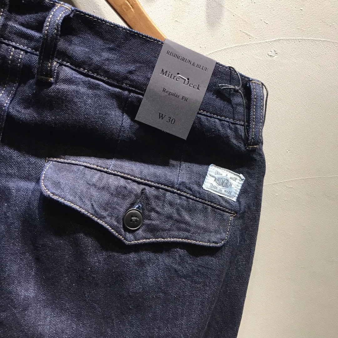 Custom de la luz de las piernas rectas de carga de lavado de mezclilla pantalones vaqueros para hombre