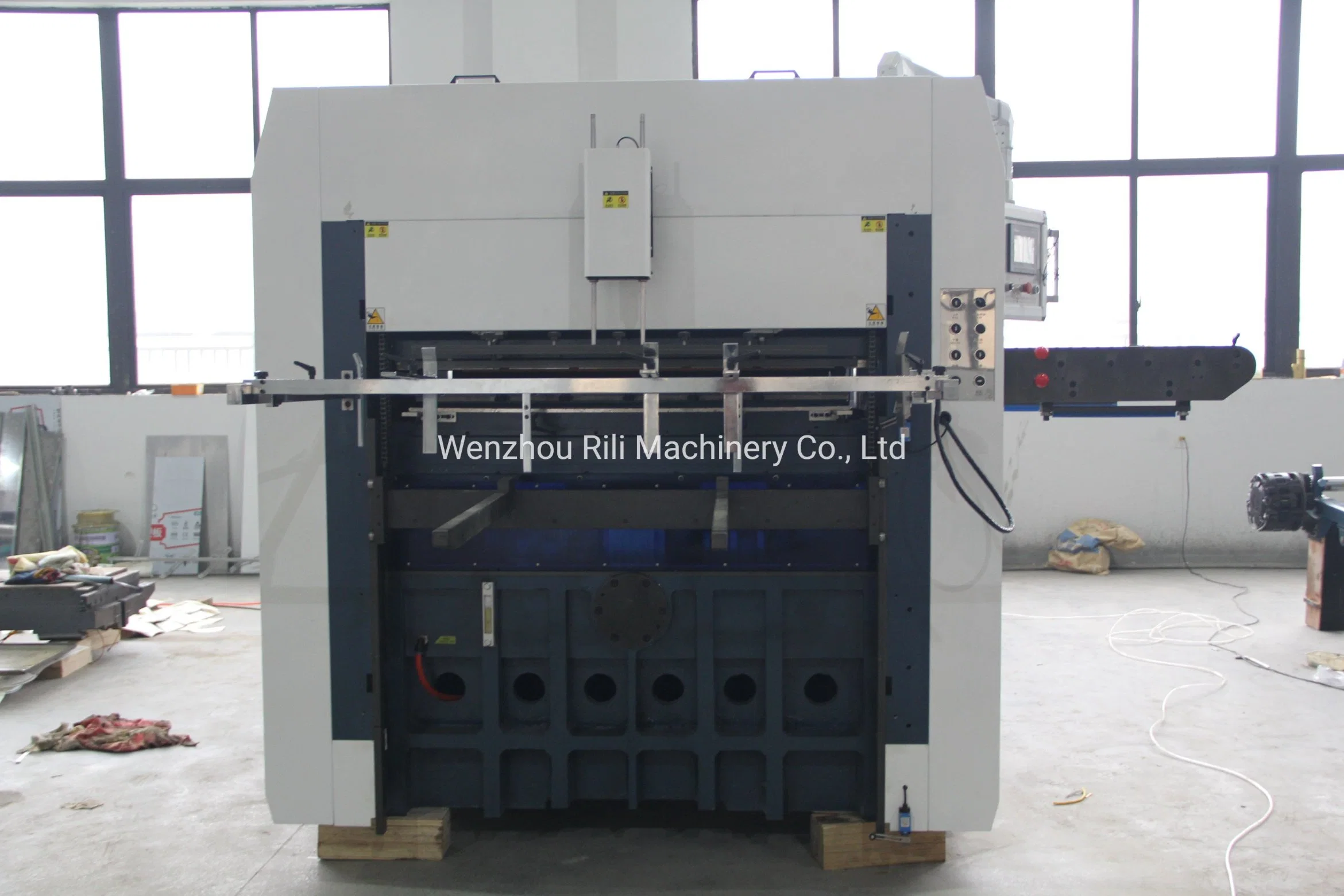 Paper Roll Material Automatic Die Cutting Machine for Paper Cup