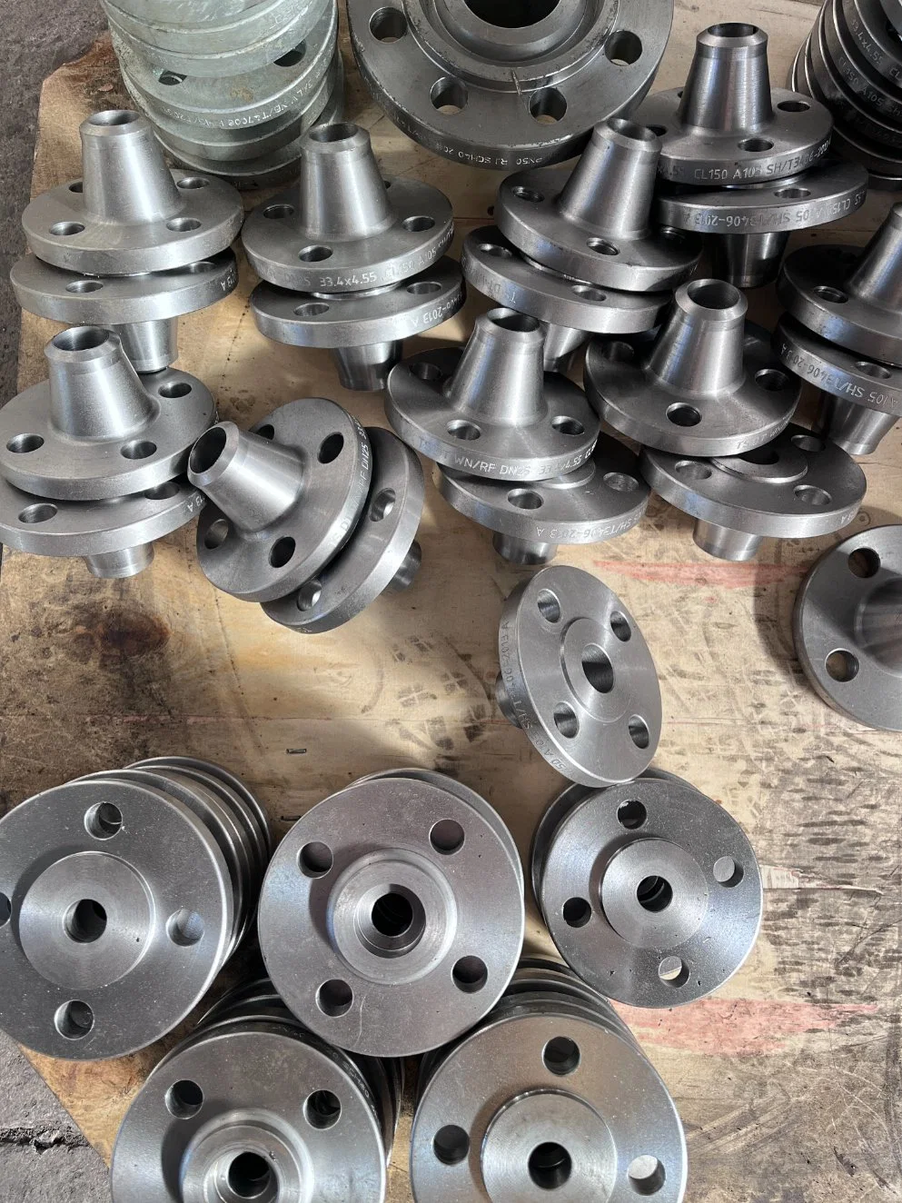 Q235B/Q345b/304L/316L RF/FF Thread Flange Carbon Steel&Aolly Steel&Stainless.