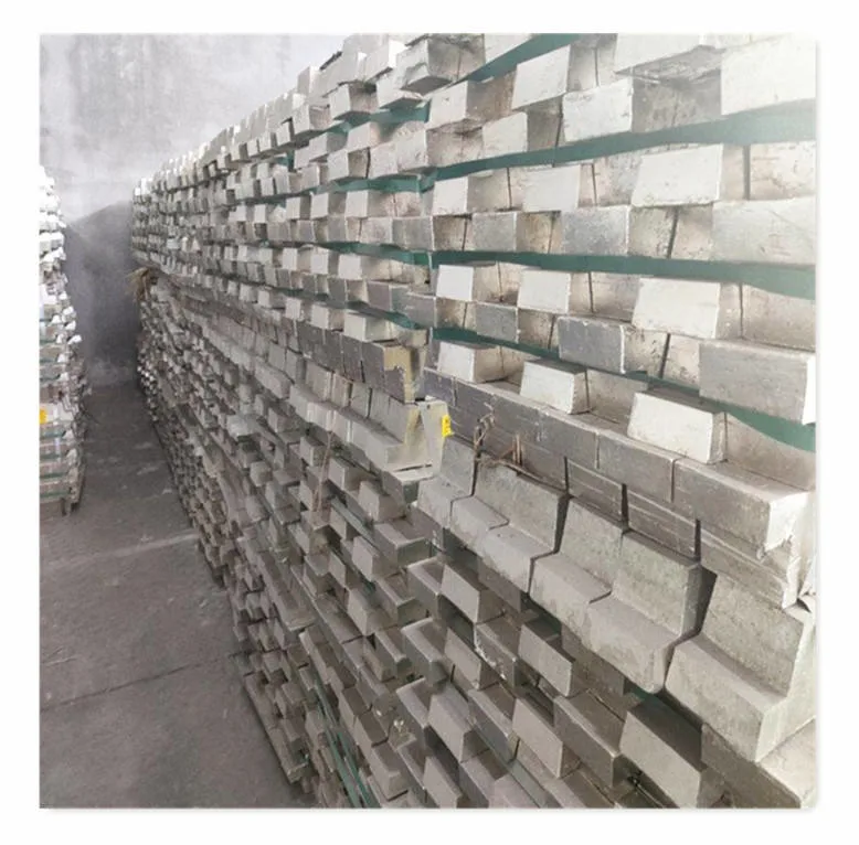 Le métal pur 99.994 % de plomb de lingots d'alliage de zinc aluminium lingot lingot d'étain avec des prix bon marché de gros lingots d'étain avec une haute qualité