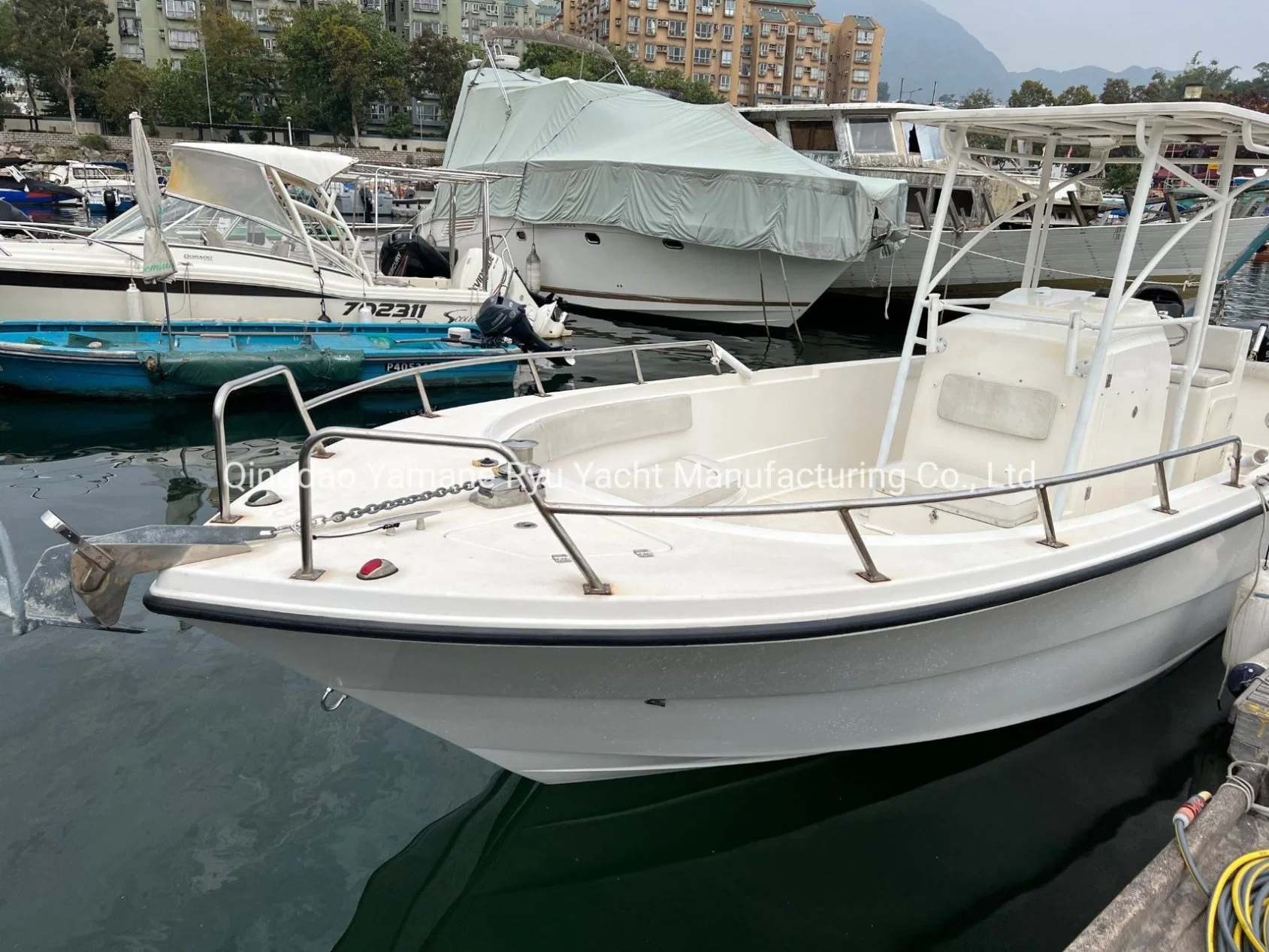 Sg950b 31FT Fiberglass Center Console Fishing Boat with Side Door for Tuna Fishing