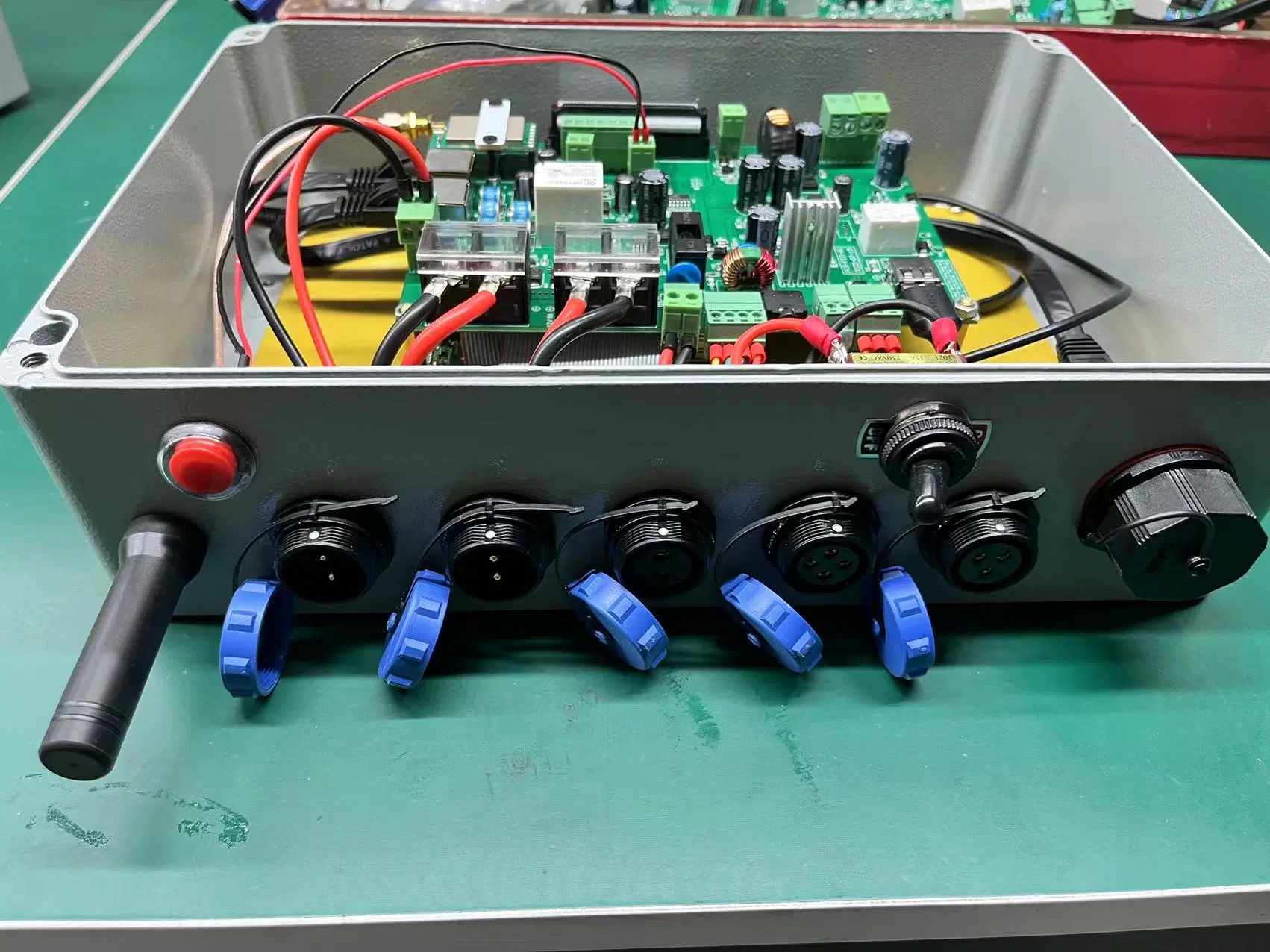 Yunbo Manufacturer Caninet Controller with Electric Assembled PCB with Low Voltage OEM/ODM