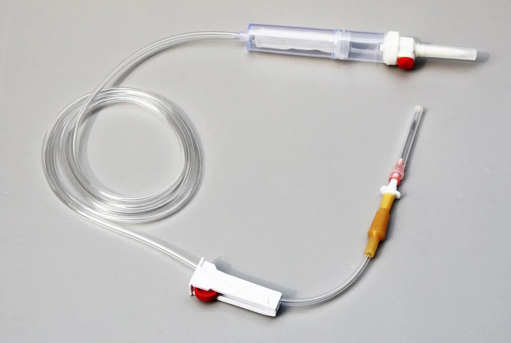 Disposable Sterile Blood Transfusion Set with Needle