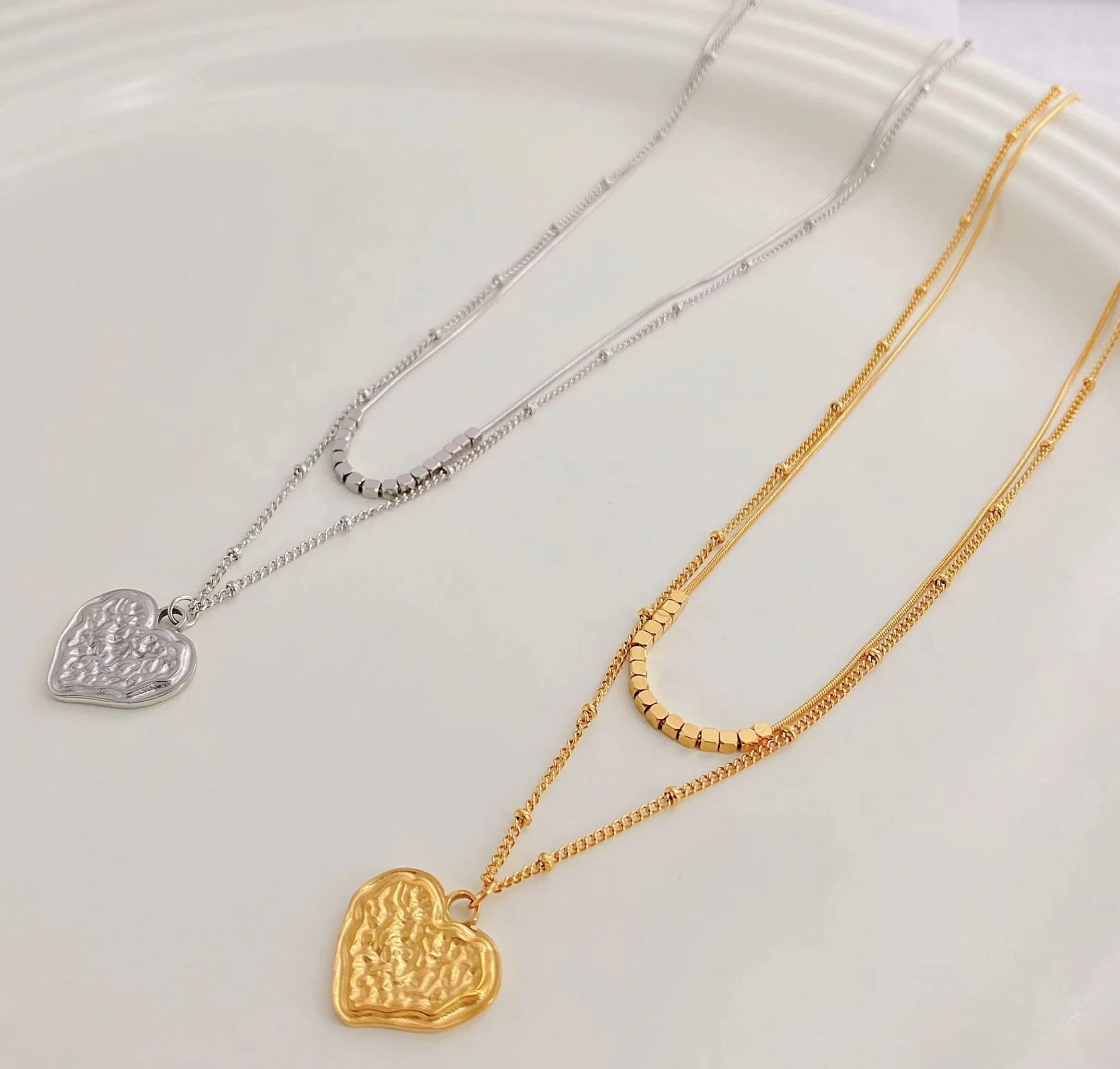 Chaîne de perles de cristal personnalisé Diamond Collier Pendentif Coeur de pierre précieuse pour les femmes