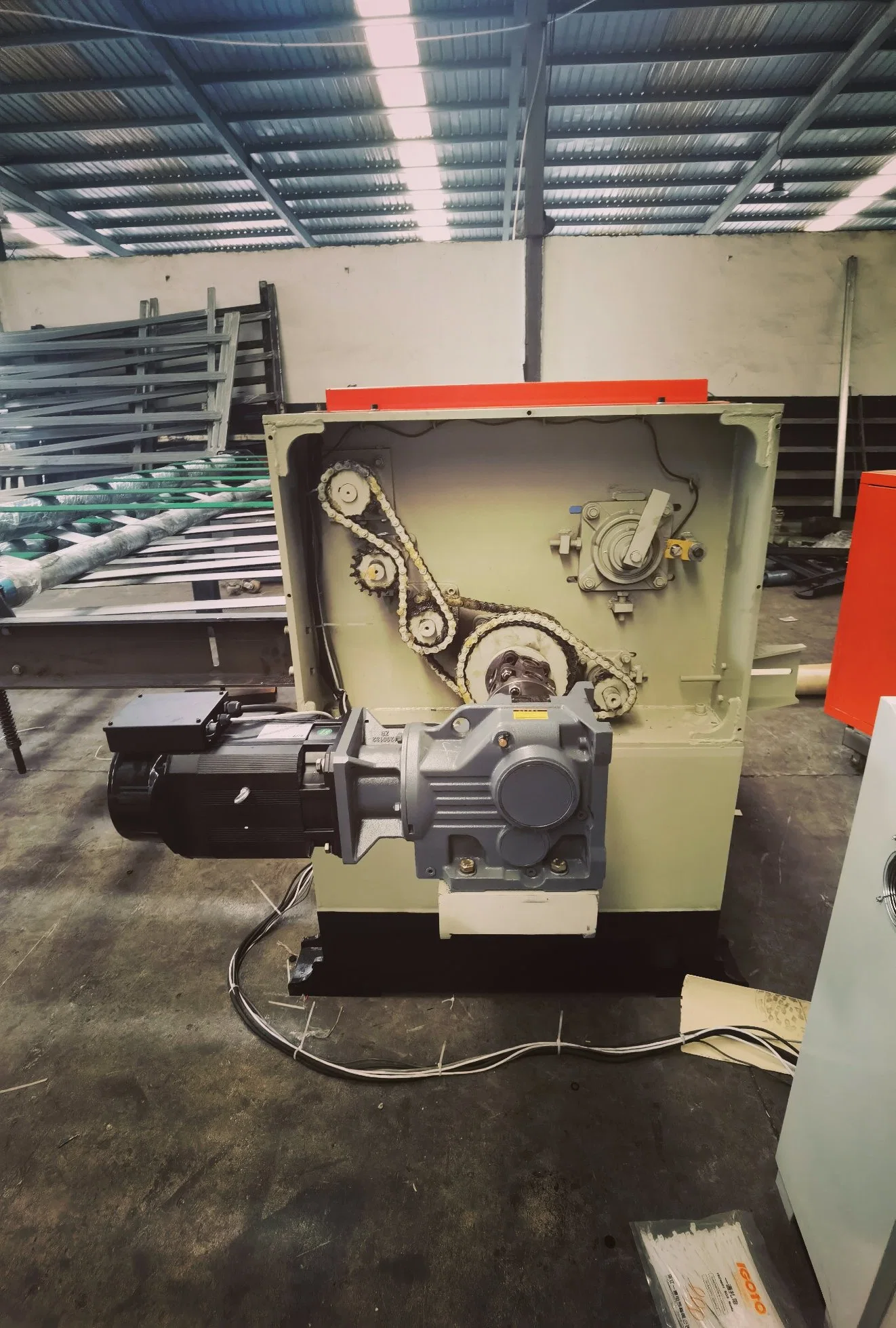 Chinese Alva Fully Automatic Rotary Cutting Machine, CNC Card Free Rotary Cutting Machine, Plywood Manufacturing Equipment