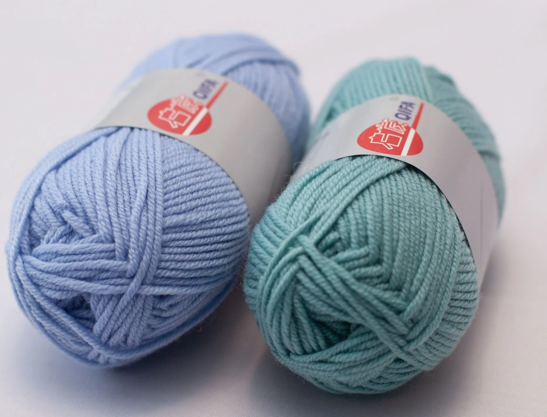 100% Superwash Merino Wool Solid Color High quality/High cost performance  Hand Knitting Yarns