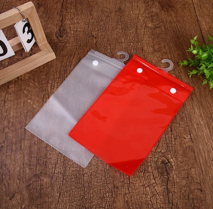 Saco de plástico PVC para vestuário e roupa interior, saco de embalagem cosmética em PVC com gancho/pendural e botão