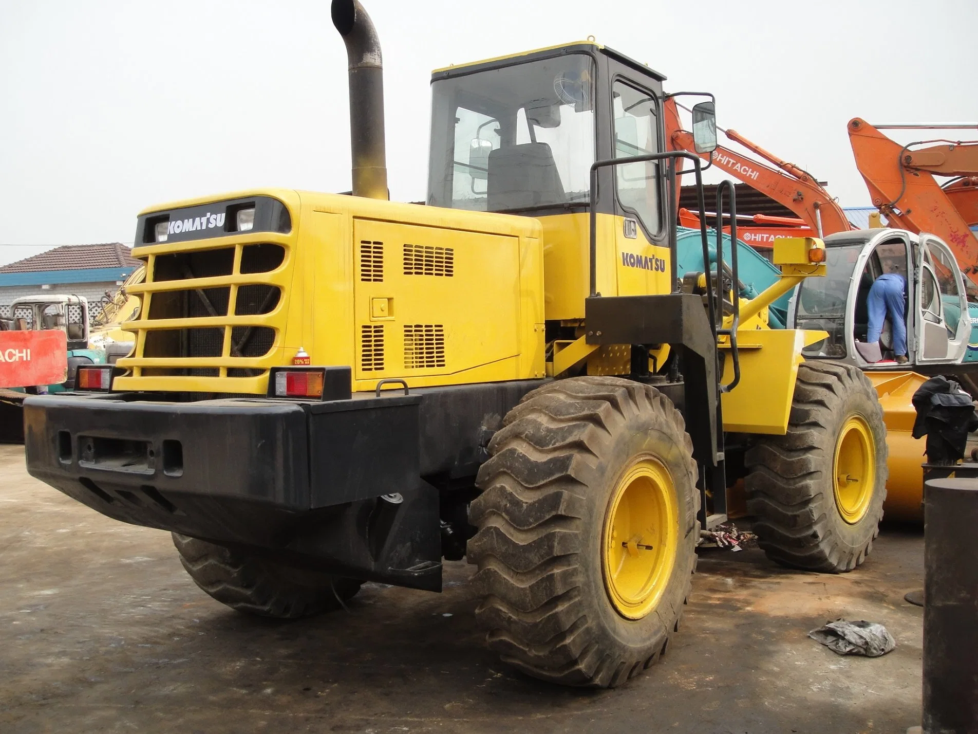 D'OCCASION Komatsu Wa300-3 chargeuse à roues en bon état pour la vente