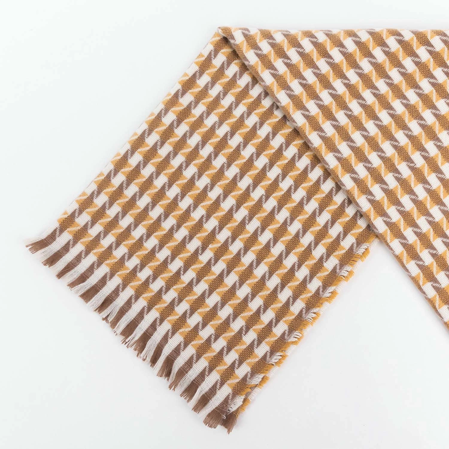 Wholesale/Supplierr Outerwear Apparel Accessory Woman Winter Warm Camel Cashmere Feel Woven Tassel Grid Checks Stoles Shawl Pashmina Character Blanket Scarf