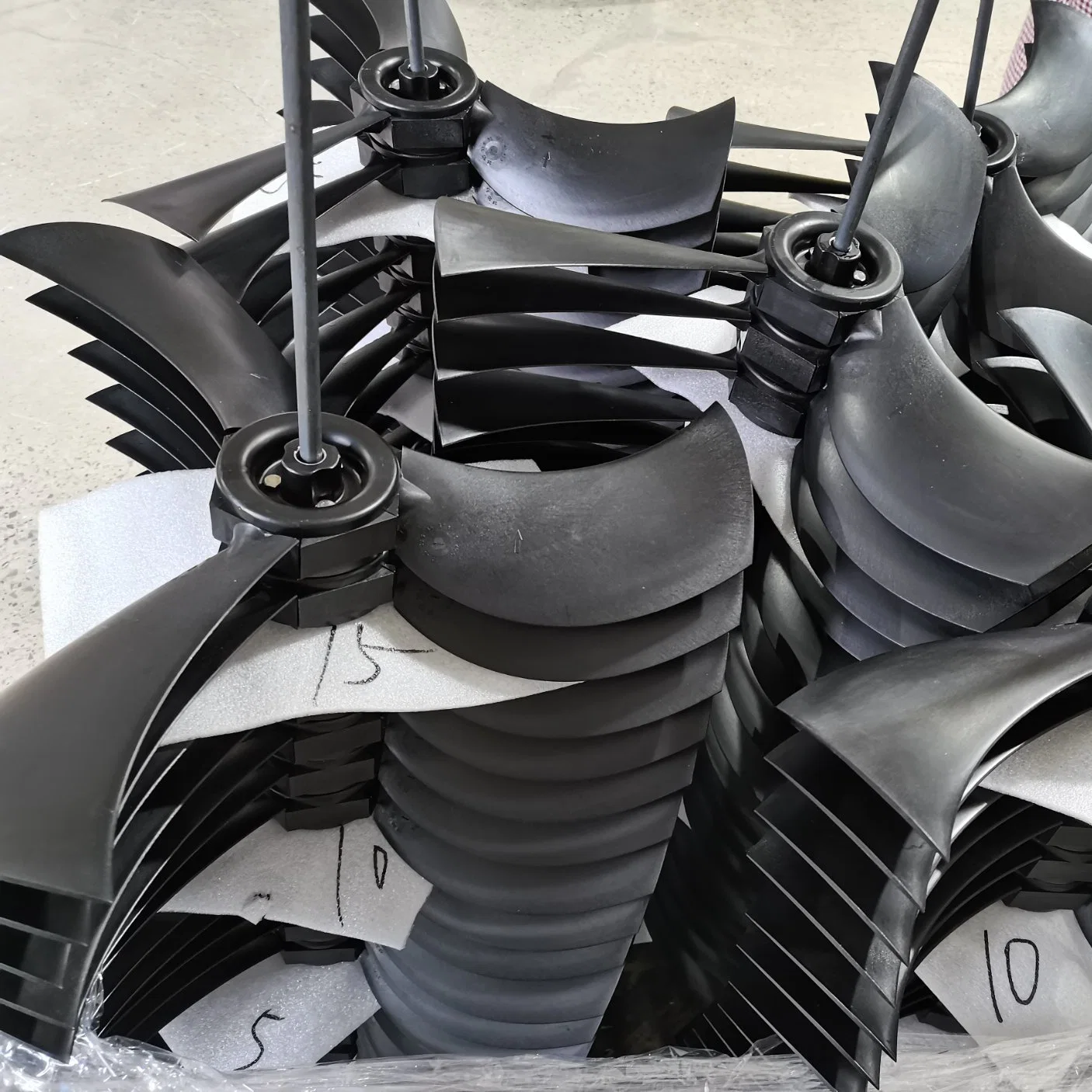 Higher Efficiency 3 Blades S14h Series Axial Fan for Air Conditioning Equipment