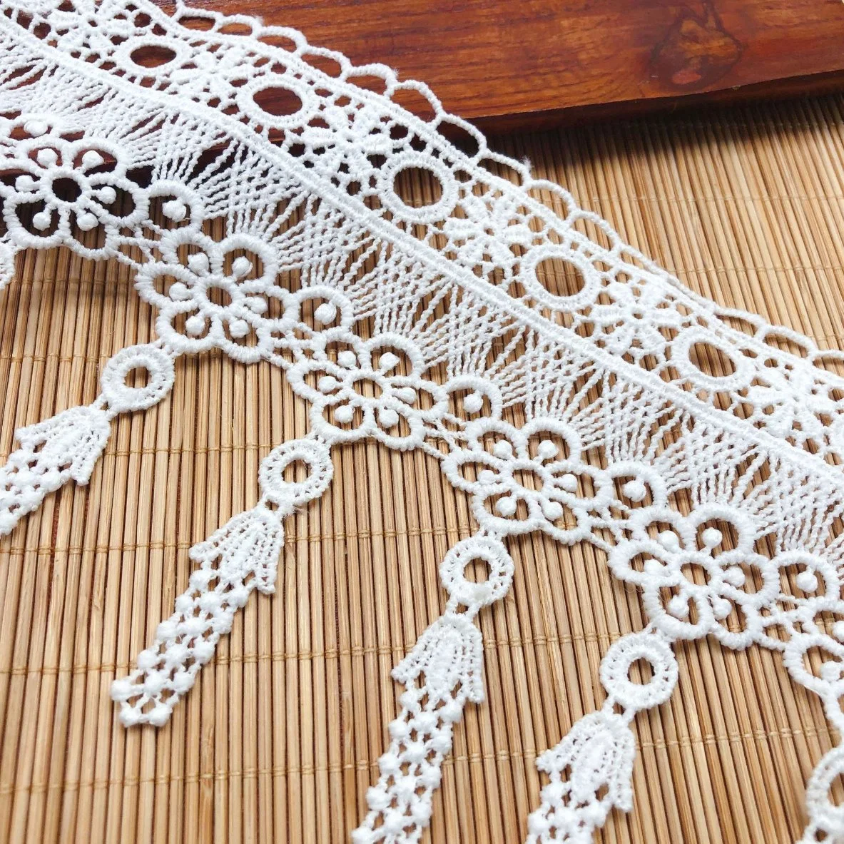 Factory Wholesale/Supplier Tassel Milk Silk Lace Accessories Accessories Hanging Home Soft Decoration Curtain Accessories