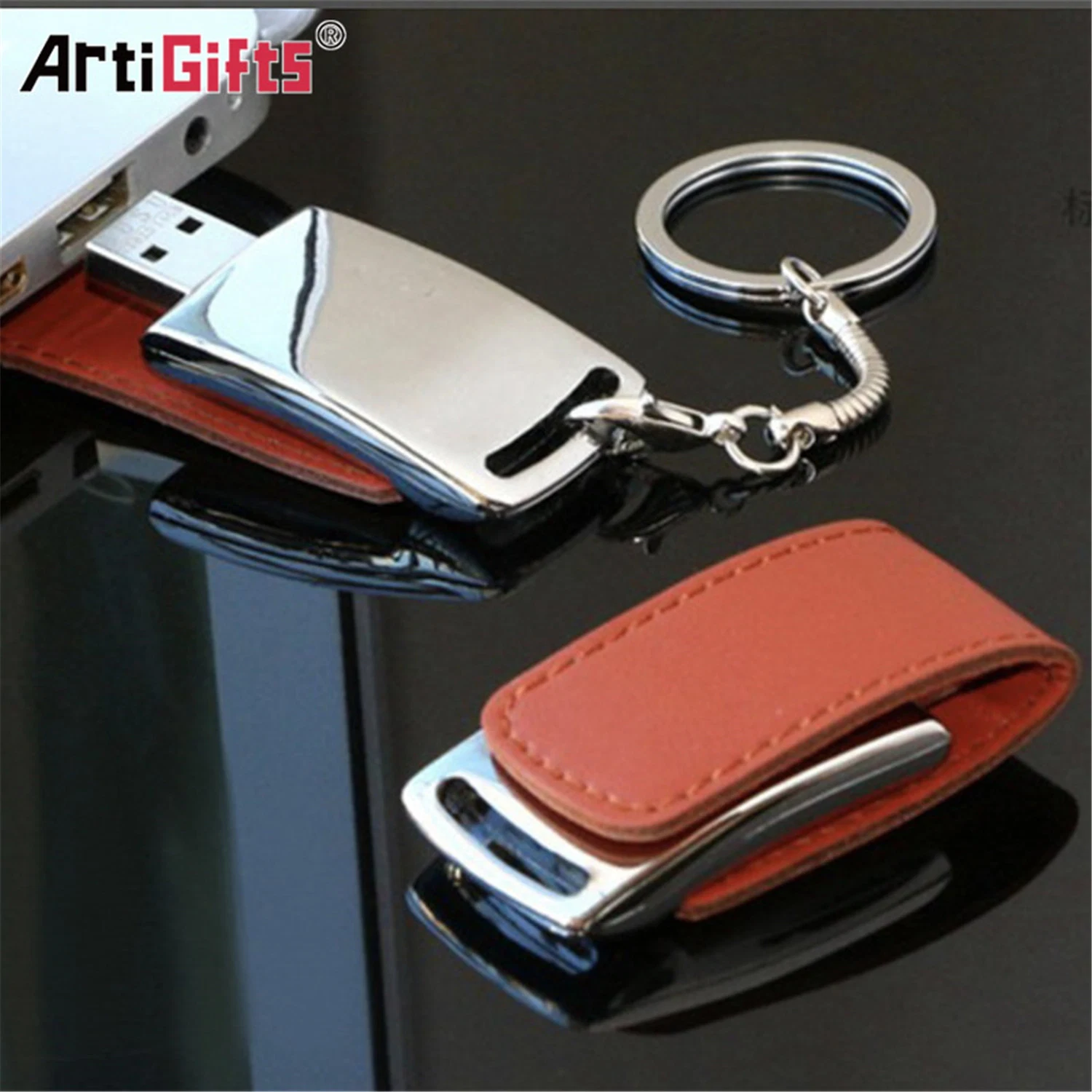 Hot Sale Fashion USB with Plastic and Silicone