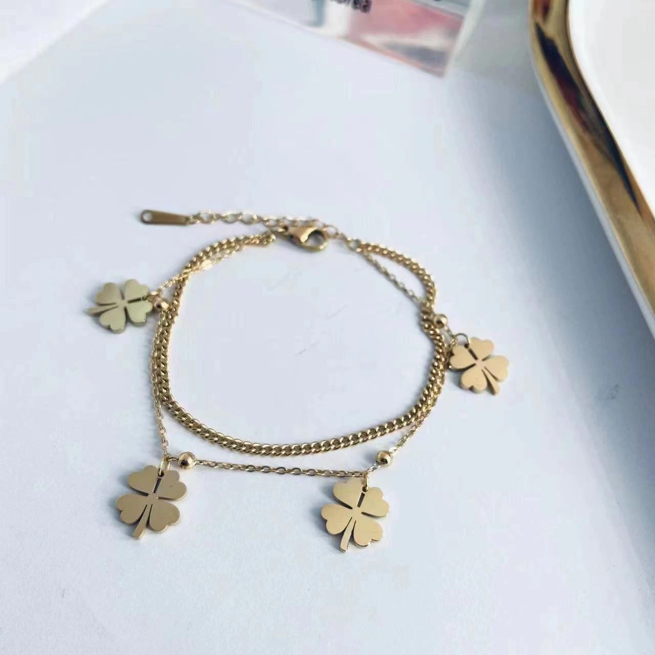 Custom Fashion Gold Color Charm Jewelry Party Chain Bracelet for Women