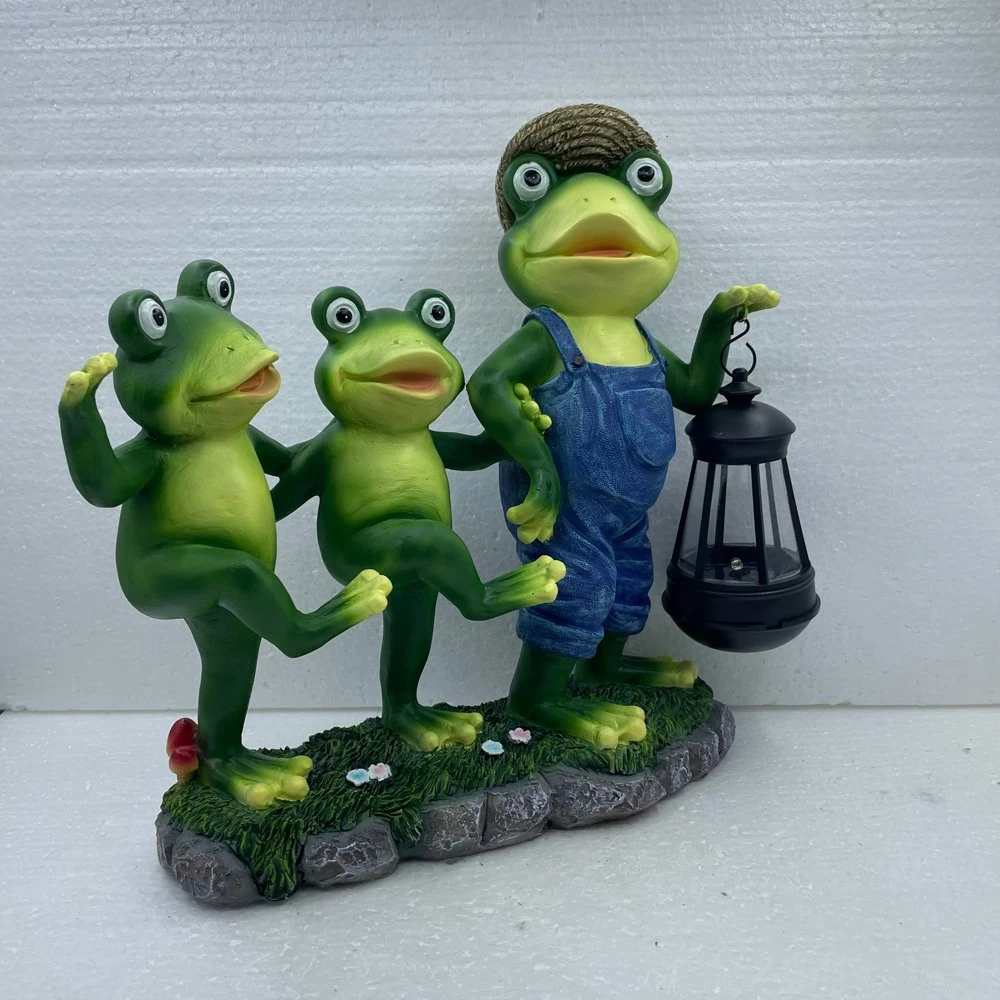 Solar Powered Resin Frog Familie Hängende Laterne Outdoor Akzent Beleuchtung LED-Gartenbeleuchtung