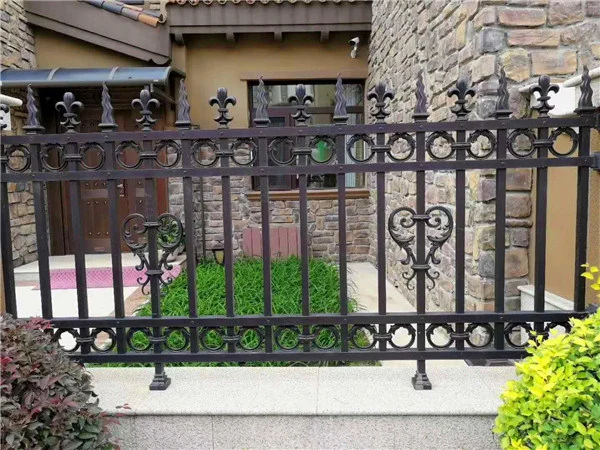 4X6FT Aluminum Welded Curved Wall Panels Garden Fence Black Metal Privacy Decorative Fence Panels Metal Aluminum