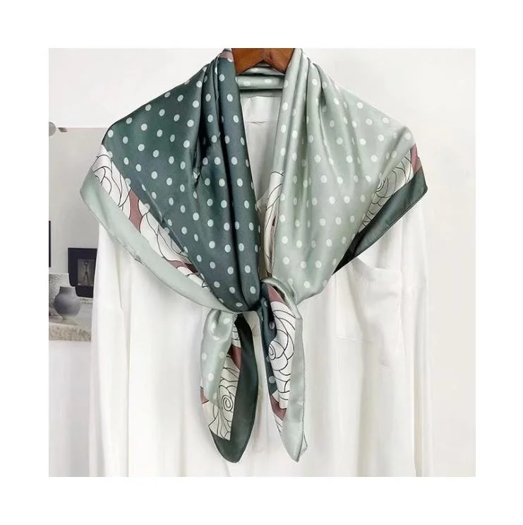 Ladies Luxury Russian Printed Silk Branduae Brand Scarf Shawls Scarves