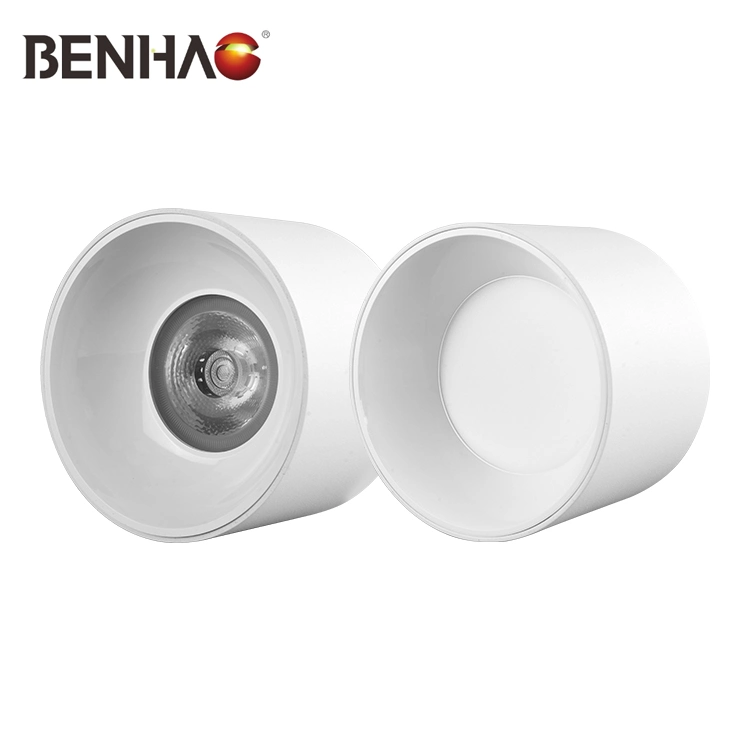 Exposés Spotlight Anti-Dazzle Embedded COB Ceiling Lamp Lampe LED à haute efficacité énergétique vers le bas