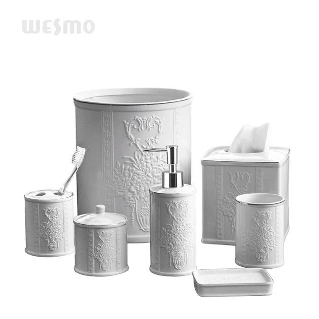 Top-Grade Porcelain Ceramic Bathroom Accessories Bath Set