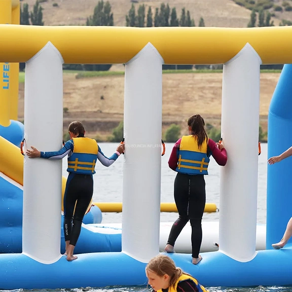 Outdoor Water Sports Water Park Commercial Floating Colum Bridge Inflatable PVC Floating Games