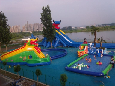 2023 New Inflatable Giant Water Slide for Water Park Swimming Pool