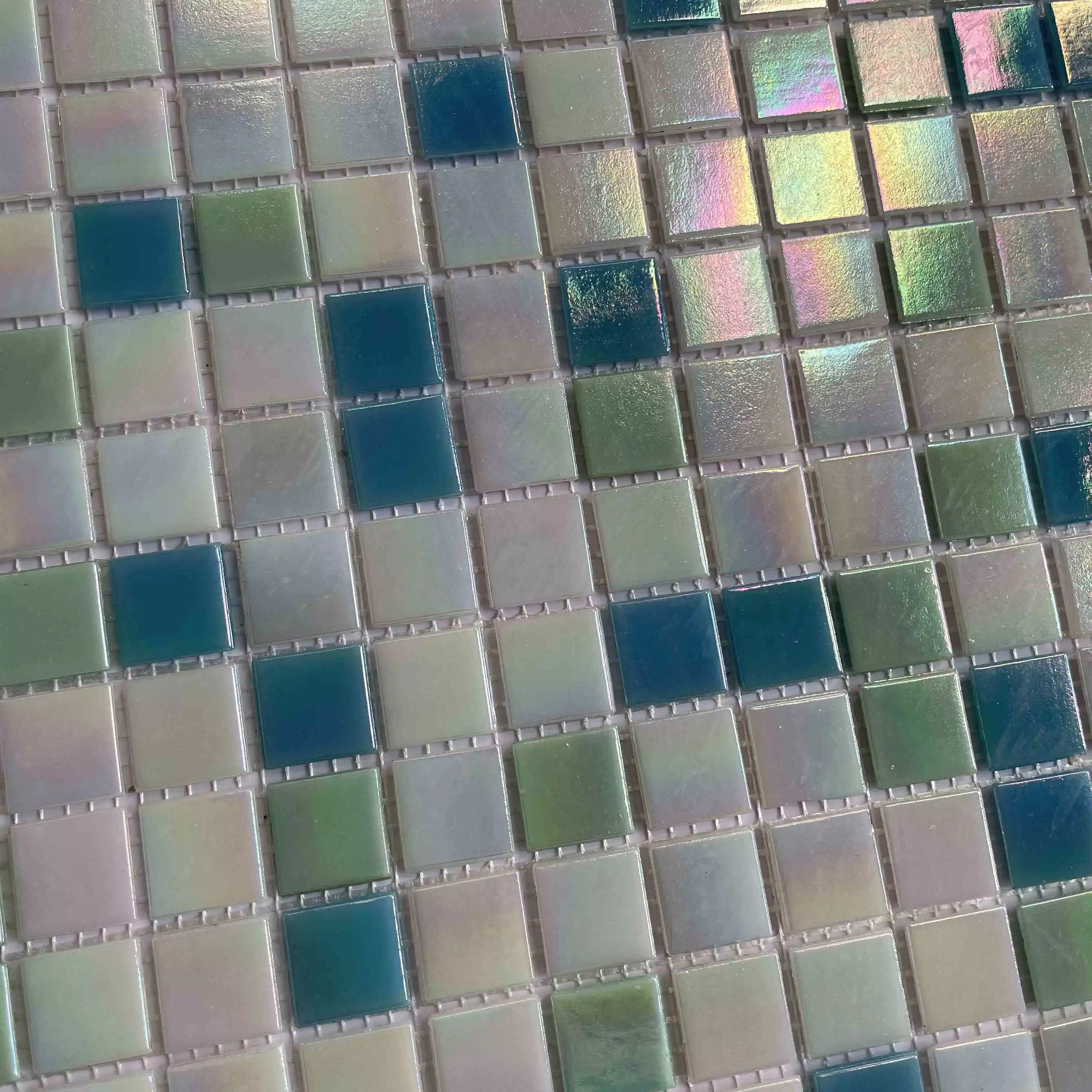 Popular Foshan Decorative Building Material Swimming Pool Glossy Crystal Glass Mosaic Floor Wall Tiles