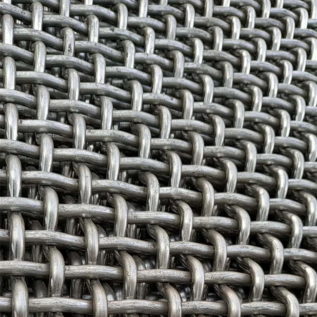 Yq Galvanized Iron Crimped Square Woven Wire Mesh