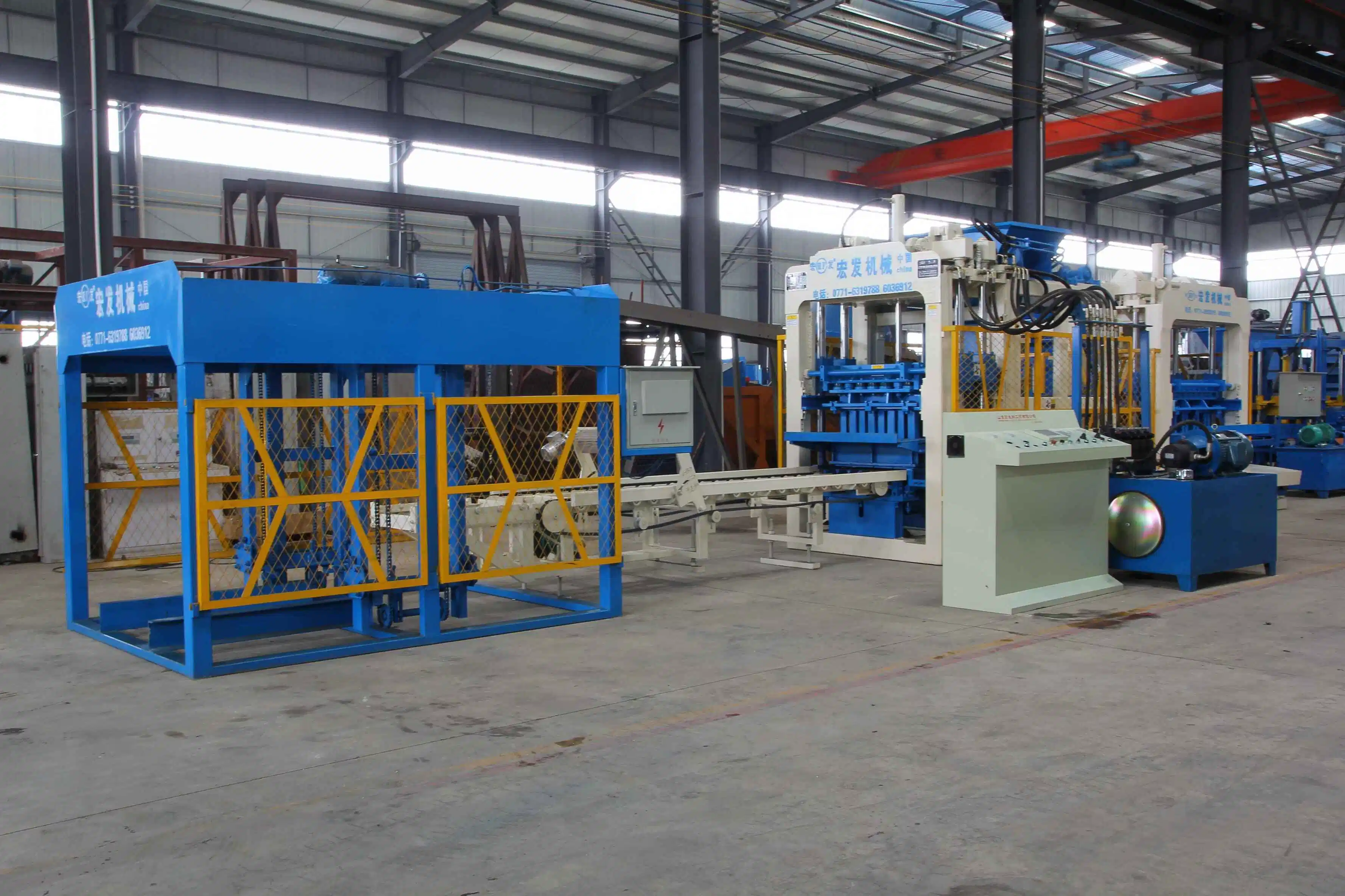 Full Automatic Concrete Cement Hollow Brick Block Making Machine Used Construction Machinery in Dubai